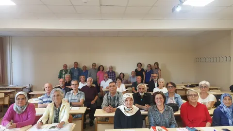Üçüncü Yaş Akademisi etkinliğinden bir kare